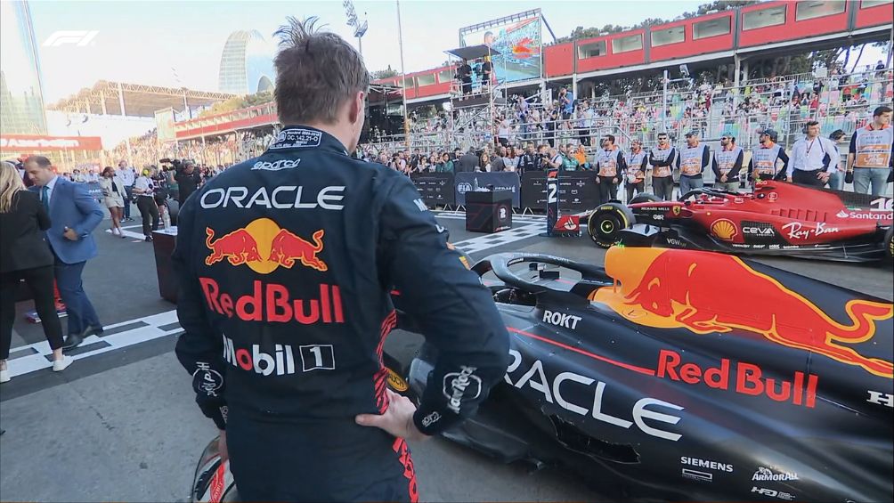 Max y el daño que sufrió su RB19 gracias a Russell