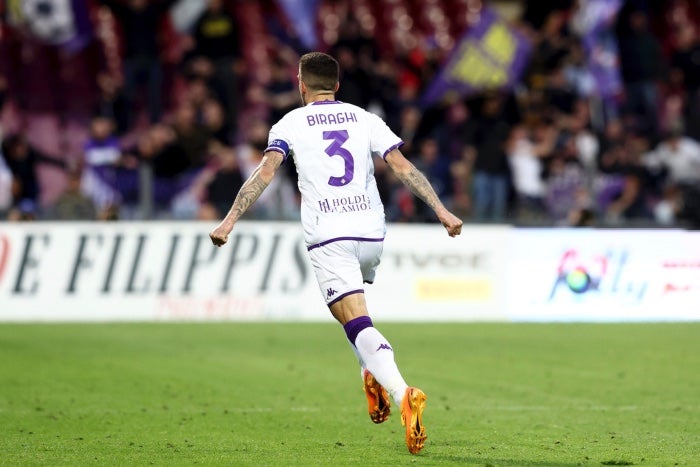 Cristiano Biraghi celebra al marcar el empate