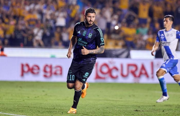 Gignac luego de marcar en el Tigres vs Puebla