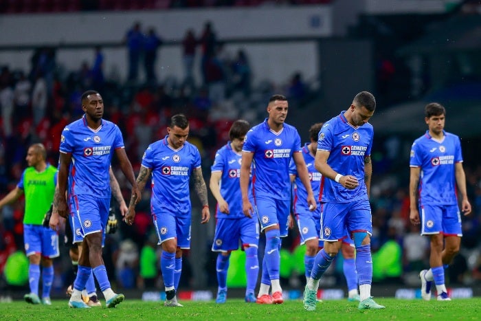 Jugadores de Cruz Azul después del partido