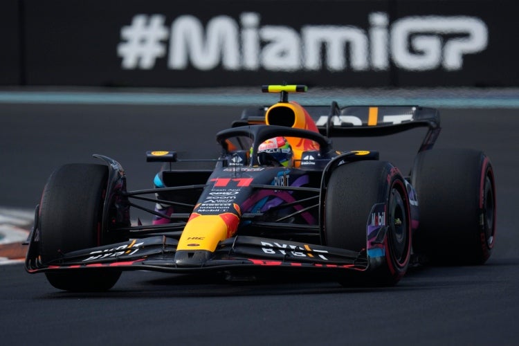 Sergio Pérez durante la clasificación del GP de Miami