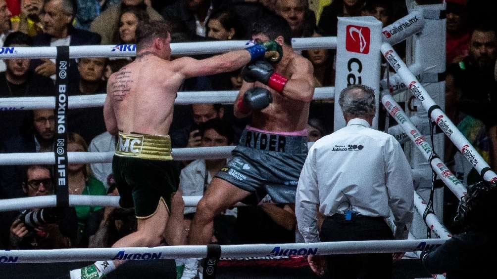 Canelo ganó por decisión unánime