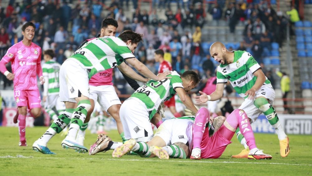 Santos celebra el pase a Liguilla