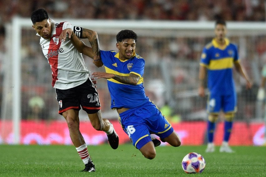 River Plate vs Boca Juniors en el Clásico de Argentina