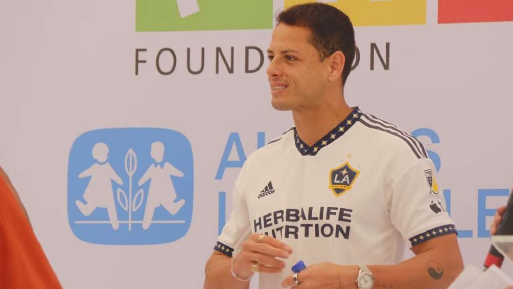 Chicharito le deseó éxito a su compatriota