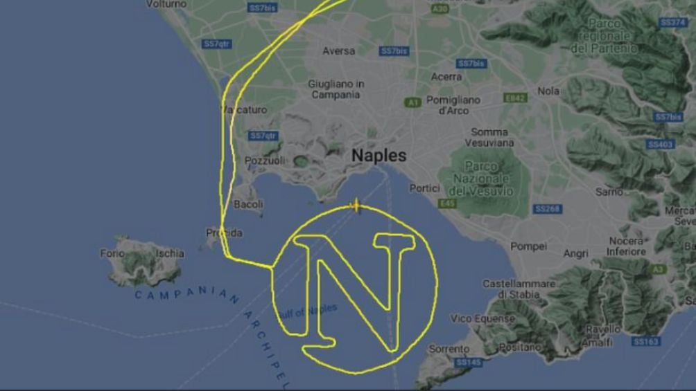 El escudo del cuadro napolitano en los aires