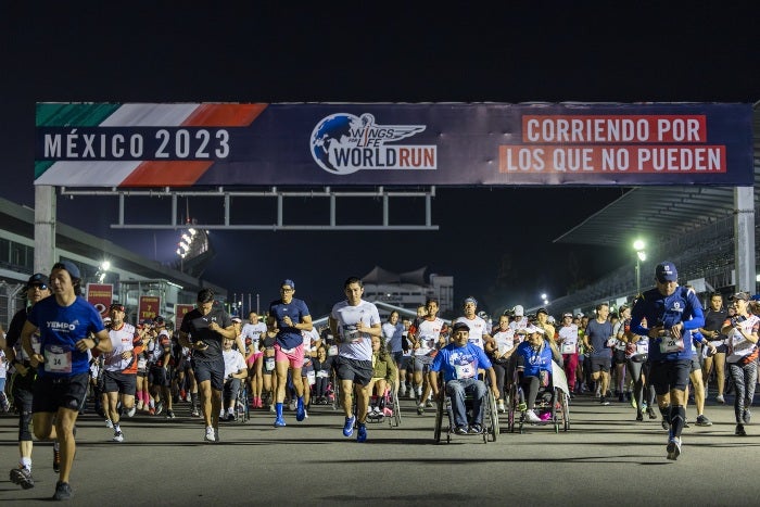 El autódromo Hermanos Rodríguez recibió a más de 350 corredores