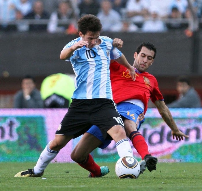 Messi vs Busquets en el amistoso de Argentina-España