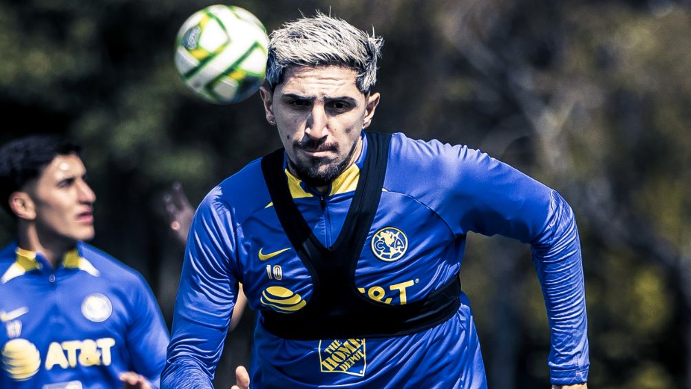 Diego Valdés durante el entrenamiento previo a la Liguilla