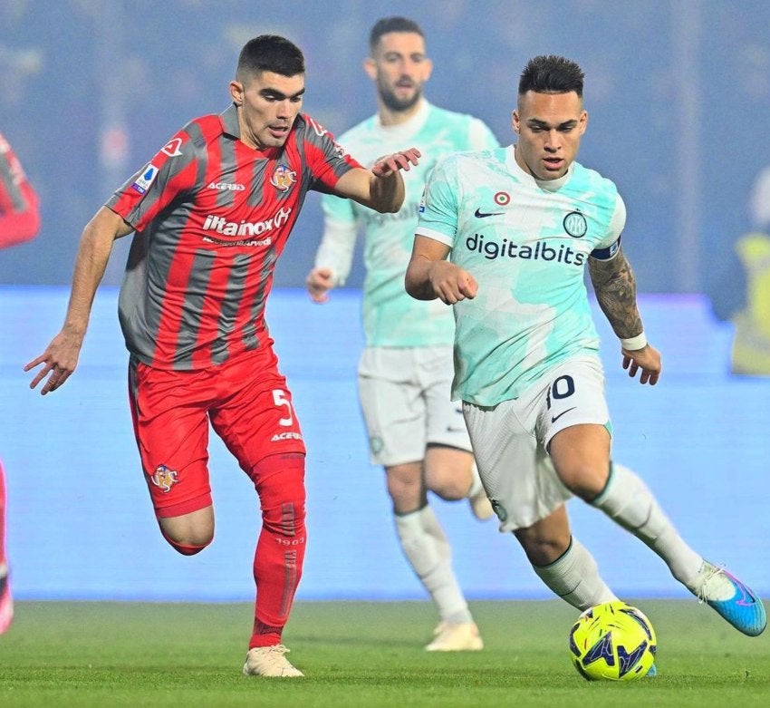 Johan Vasquez en el Cremonese