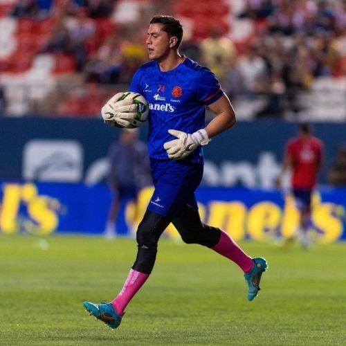 Andrés Sánchez calentando previo al duelo ante América