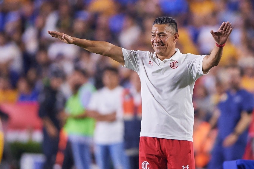 Nacho Ambriz en el juego ante Toluca