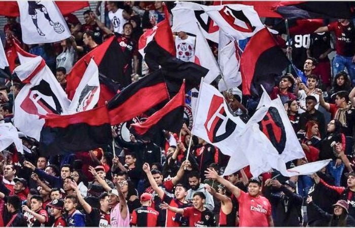 Barra del Atlas en el partido de Liguilla ante Chivas