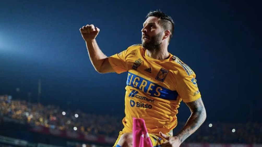 Gignac celebrando gol con Tigres