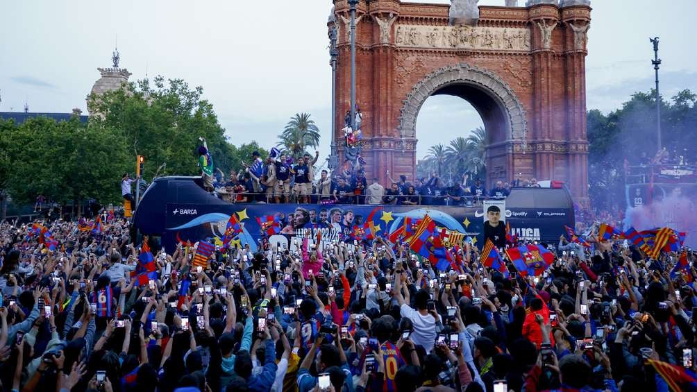 El Barcelona varonil y femenil quedaron campeones en España