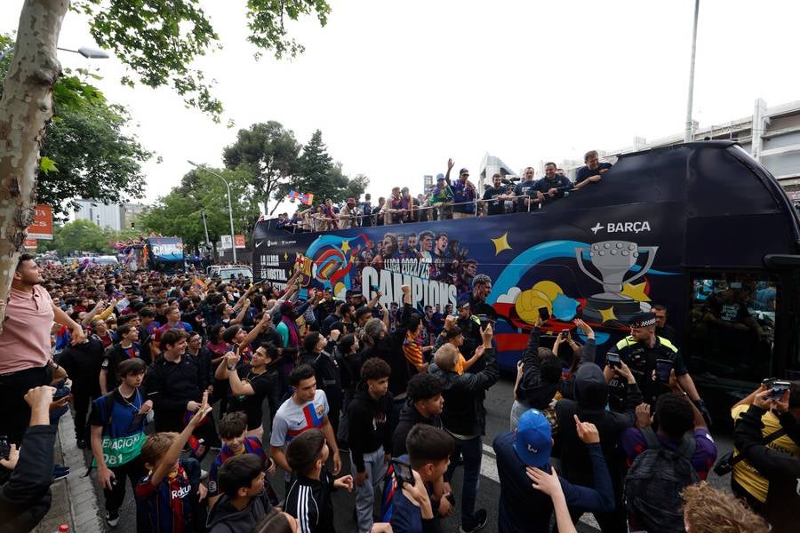 Barcelona hizo el desfile del Campeón 