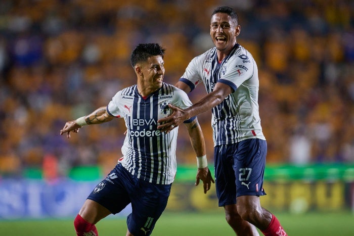 Maximiliano Meza festeja su gol con Monterrey en el partido de Ida