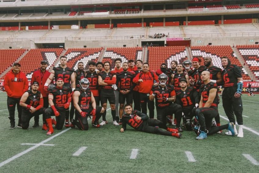 Jugadores de los Galgos de Tijuana tras finalizar partido