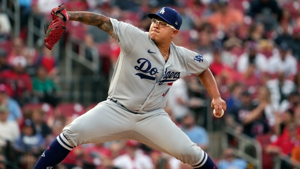 Julio Urias en acción con los Dodgers 