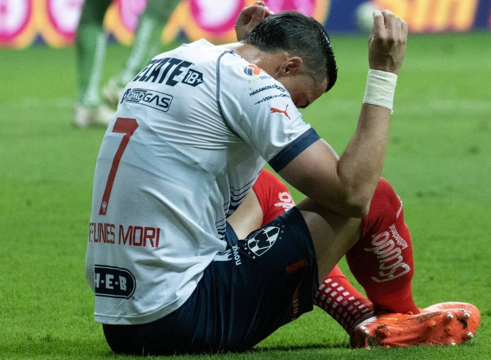 Rogelio Funes Mori celebra un gol 