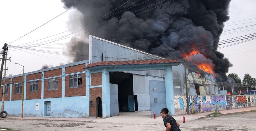 Incendio en fábrica de Ecatepec