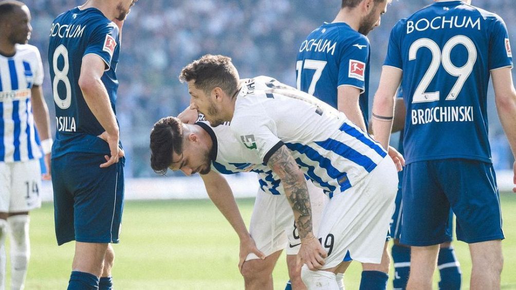 Jugadores del Hertha Berlín después del juego ante Bochum