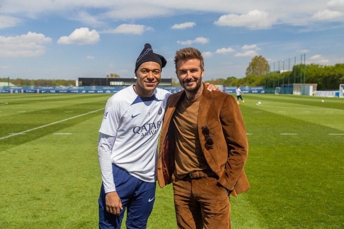 David Beckham y Mbappé en un entrenamiento del PSG