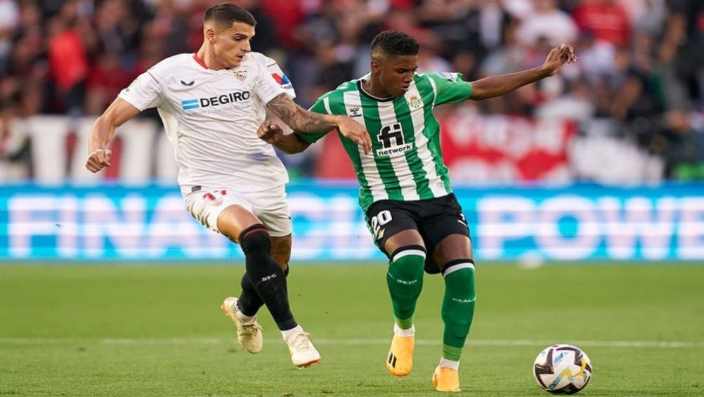 Sevilla y Betis repartieron unidades en el Sánchez Pizjuán