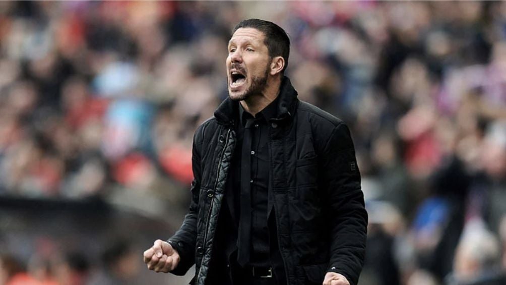 Simeone durante un partido con el Atlético