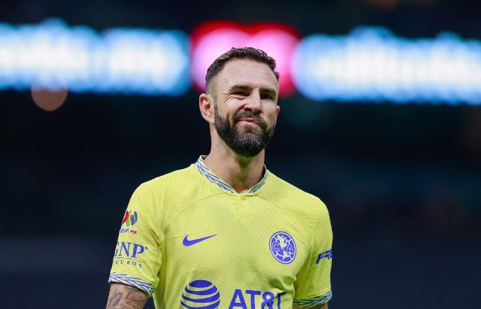 Miguel Layún ante Chivas en Semifinales