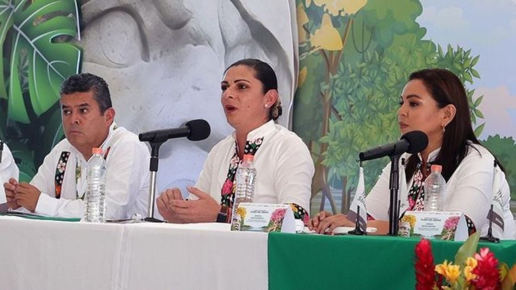 Ana Guevara en un evento de la Conade