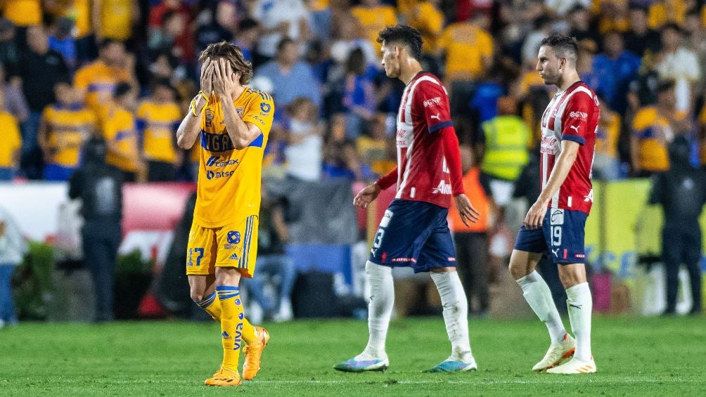 La frustración de Sebastián Córdova tras el empate