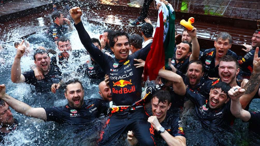 Checo Pérez no podrá lanzarse a la alberca si gana el Gran Premio de Mónaco