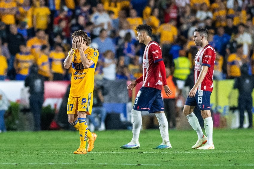 Tigres vs Chivas en la Ida de la Final