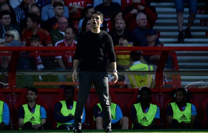 Mikel Arteta en un partido del Arsenal