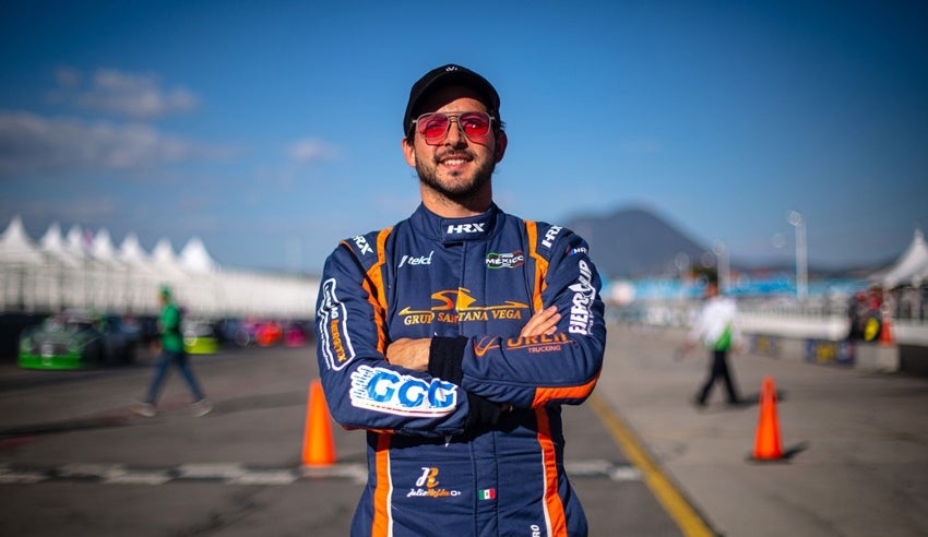 Julio Rejón, piloto mexicano de Nascar México