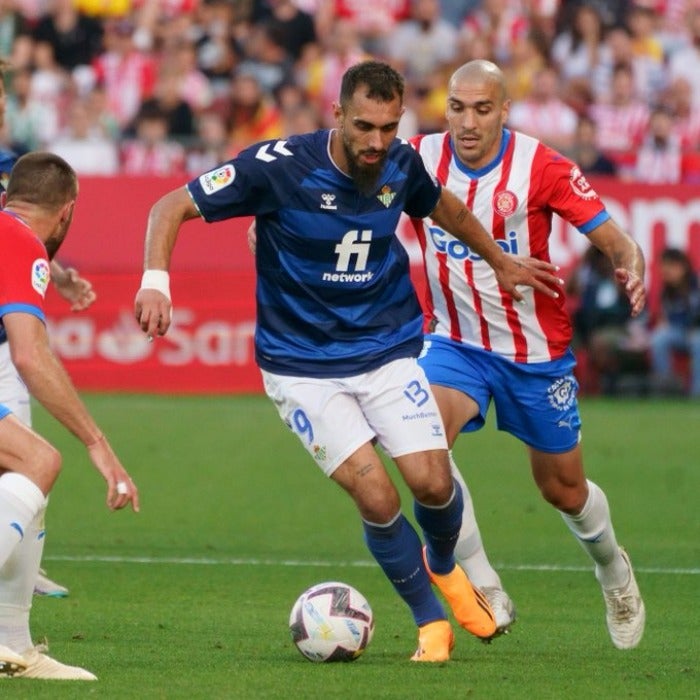 Borja Iglesias, anotados de los dos goles del Betis