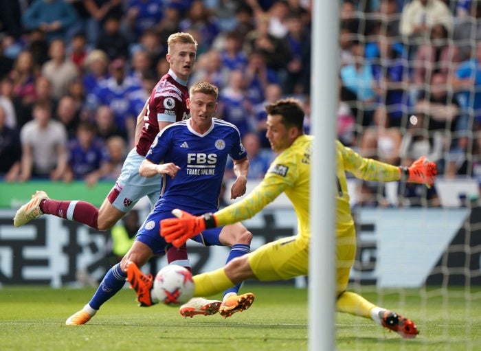 Pese al triunfo ante West Ham, Leicester City perdió la categoría