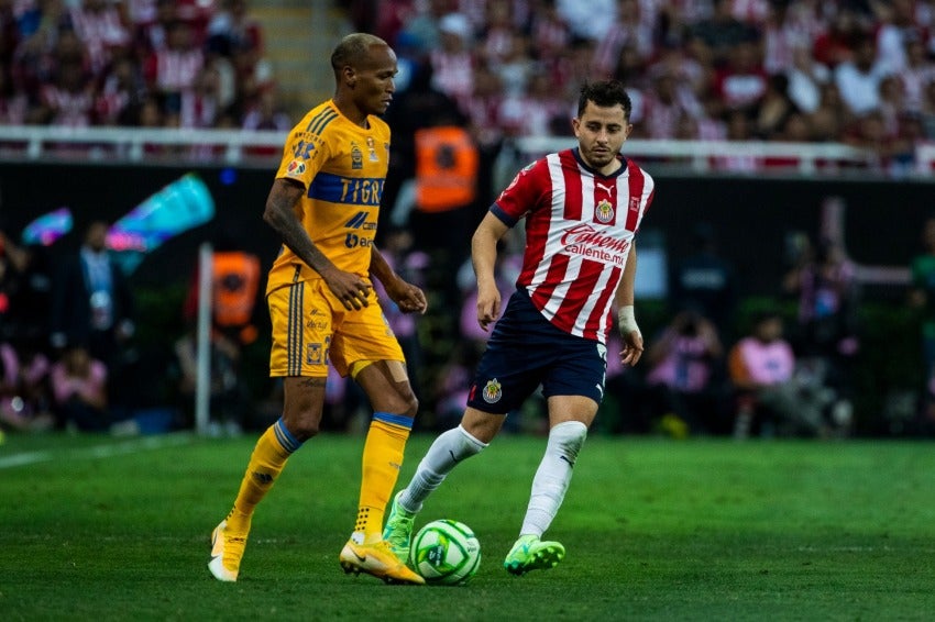 Luis Quiñones en la Final ante Chivas