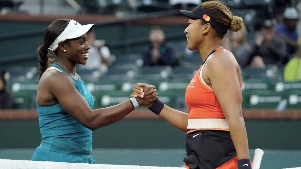 Sloan junto a Naomi Osaka