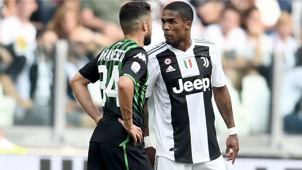 Douglas en su paso por la Juventus