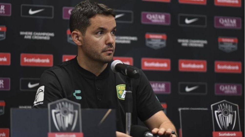 El entrenador de León en conferencia de prensa