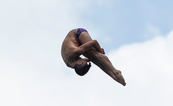 Jonathan Paredes en el Mundial de Clavados de Altura 2015