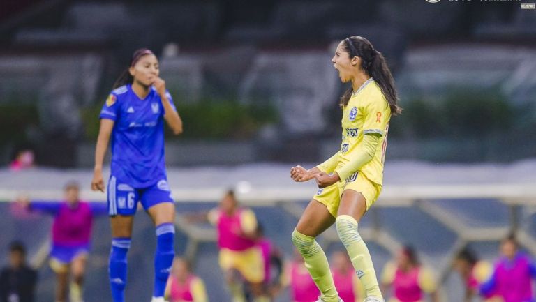 Alison González celebrando su gol ante Tigres Femenil 