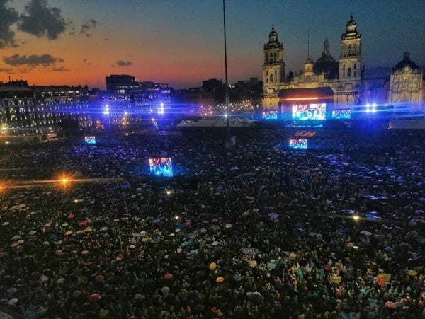 Los Fabulosos Cadillacs abarrotaron el Zócalo de la CDMX