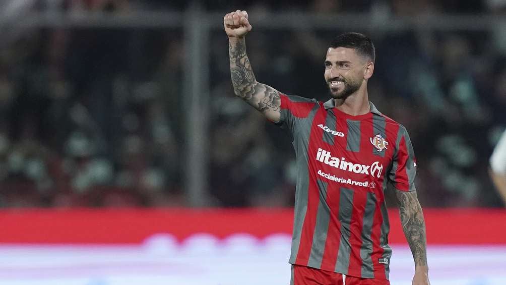 Cremonese sacó la victoria 