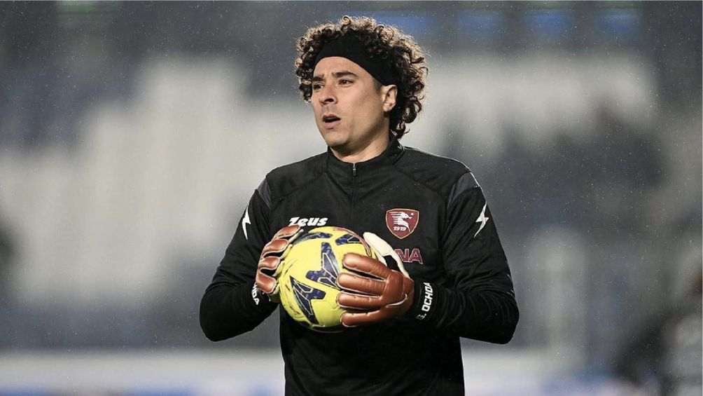 Ochoa no pudo evitar la derrota del Salernitana