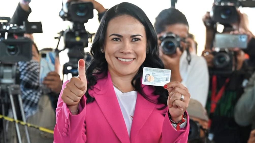 Alejandra del Moral durante las votaciones de este domingo