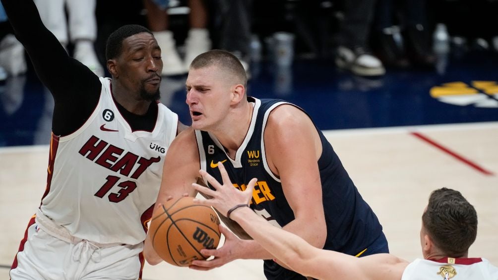 Jokic no pudo evitar la derrota