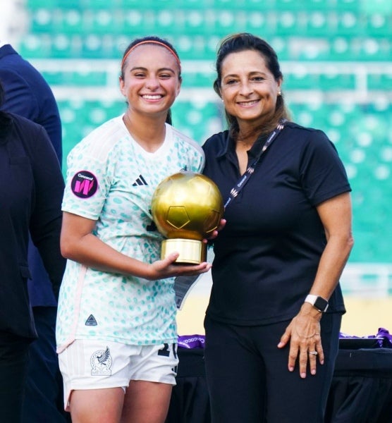 Alice Soto ganó el premio a la Mejor Jugadora del torneo